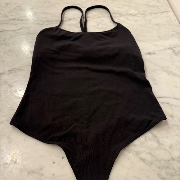 Lululemon bodysuit - Picture 1 of 3